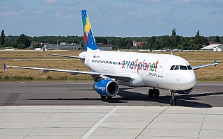 Bild: 17555 Fotograf: Uwe Bethke Airline: Small Planet Airlines Flugzeugtype: Airbus A320-200