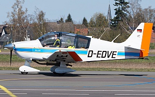 Bild: 25063 Fotograf: Uwe Bethke Airline: DLR Flugbetriebe Flugzeugtype: Robin DR.400-200R Remor 200