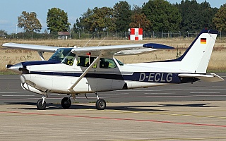 Bild: 26183 Fotograf: Frank Airline: Privat Flugzeugtype: Cessna 172RG Cutlass RG