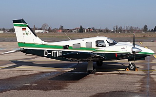 Bild: 25760 Fotograf: Frank Airline: Privat Flugzeugtype: Piper PA-34-220T Seneca V