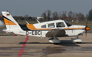Bild: 25774 Fotograf: Frank Airline: Privat Flugzeugtype: Piper PA-28-181 Archer II
