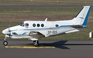 Bild: 25776 Fotograf: Frank Airline: Opegieka Flugzeugtype: Beechcraft C90A King Air