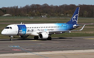 Bild: 25889 Fotograf: Frank Airline: Air Montenegro Flugzeugtype: Embraer 195LR